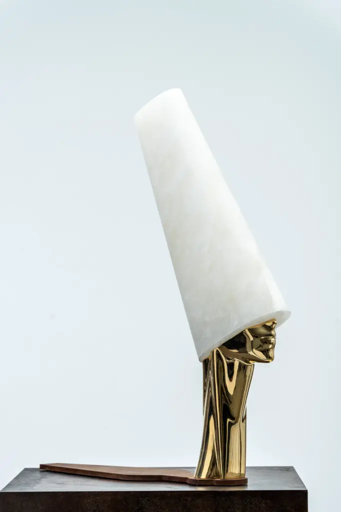 DAMA FUTURA 1