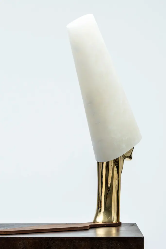 DAMA FUTURA 1