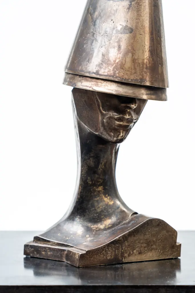 DAMA FUTURA 2